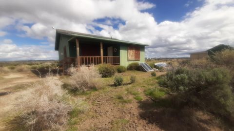 Photo of 61371 Five Acre Road, Christmas Valley, OR 97641 (MLS # 220220568)