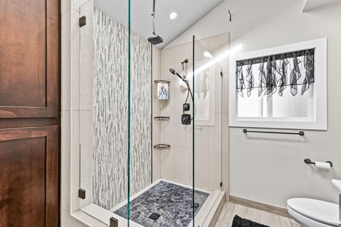 Tiny photo for 1528 Terrace Drive, Medford, OR 97504 (MLS # 220211703)