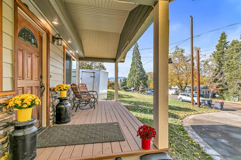 Tiny photo for 1528 Terrace Drive, Medford, OR 97504 (MLS # 220211703)