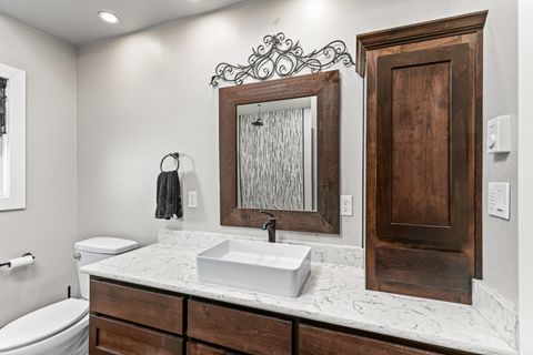 Tiny photo for 1528 Terrace Drive, Medford, OR 97504 (MLS # 220211703)