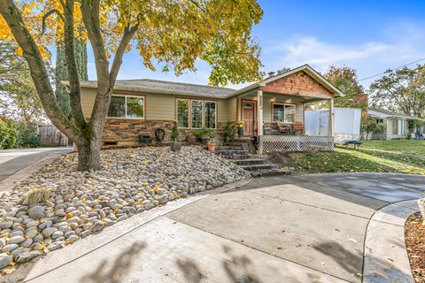 Tiny photo for 1528 Terrace Drive, Medford, OR 97504 (MLS # 220211703)