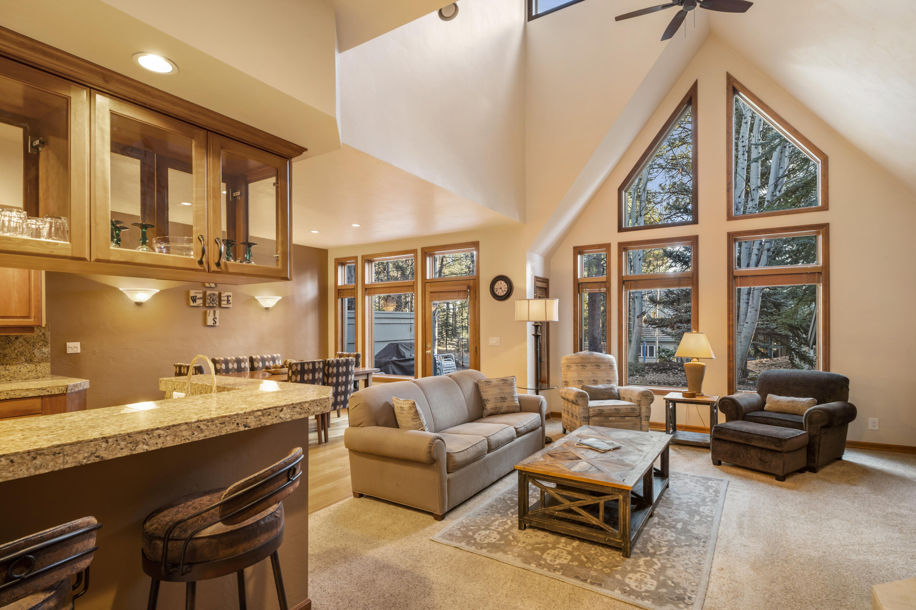 StoneTH - Residential