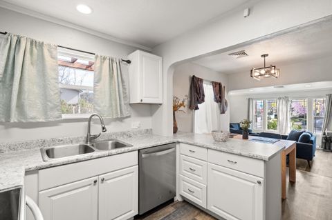 Tiny photo for 244 NE B Street, Grants Pass, OR 97526 (MLS # 220217211)