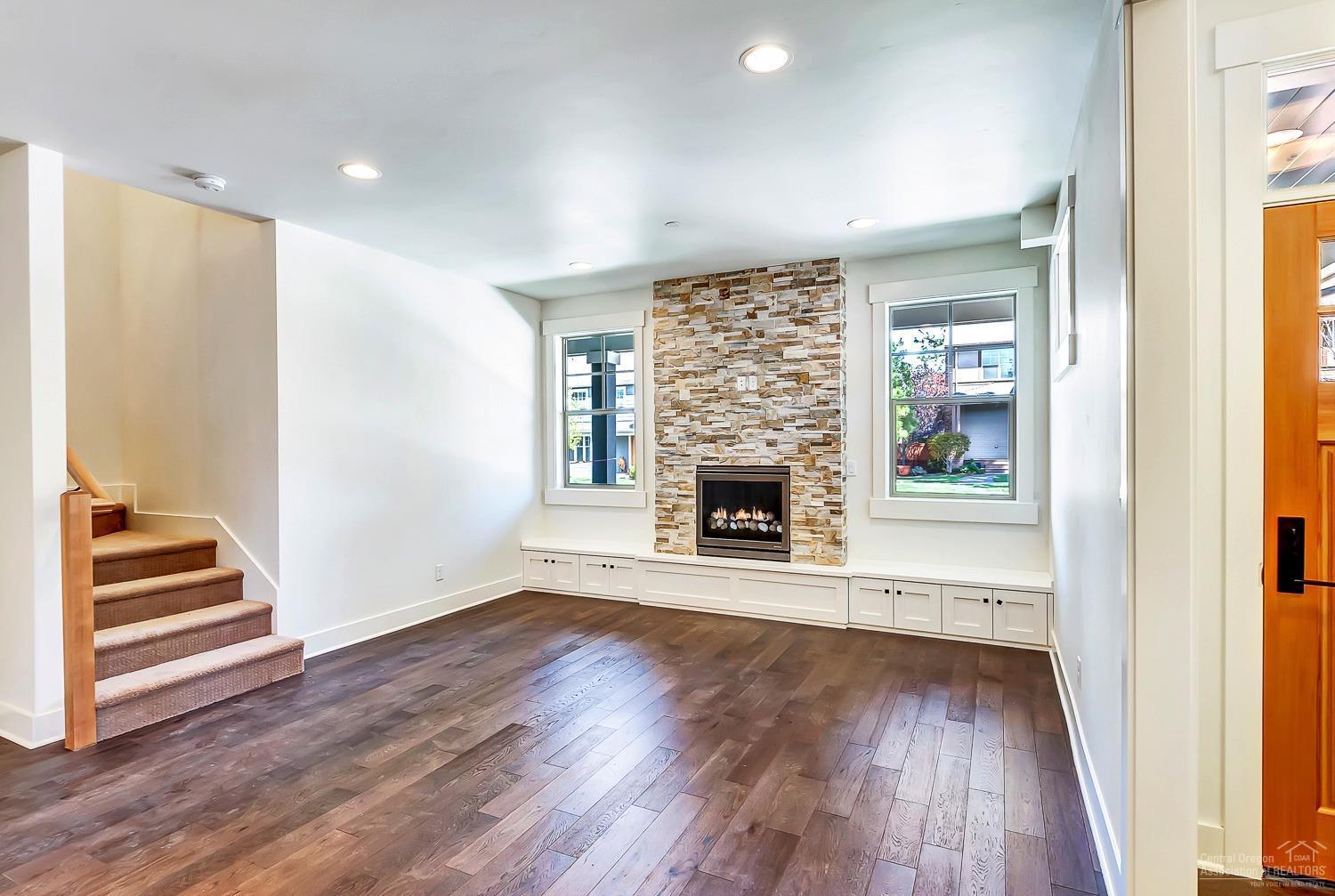 NorthWest Crossing - Residential