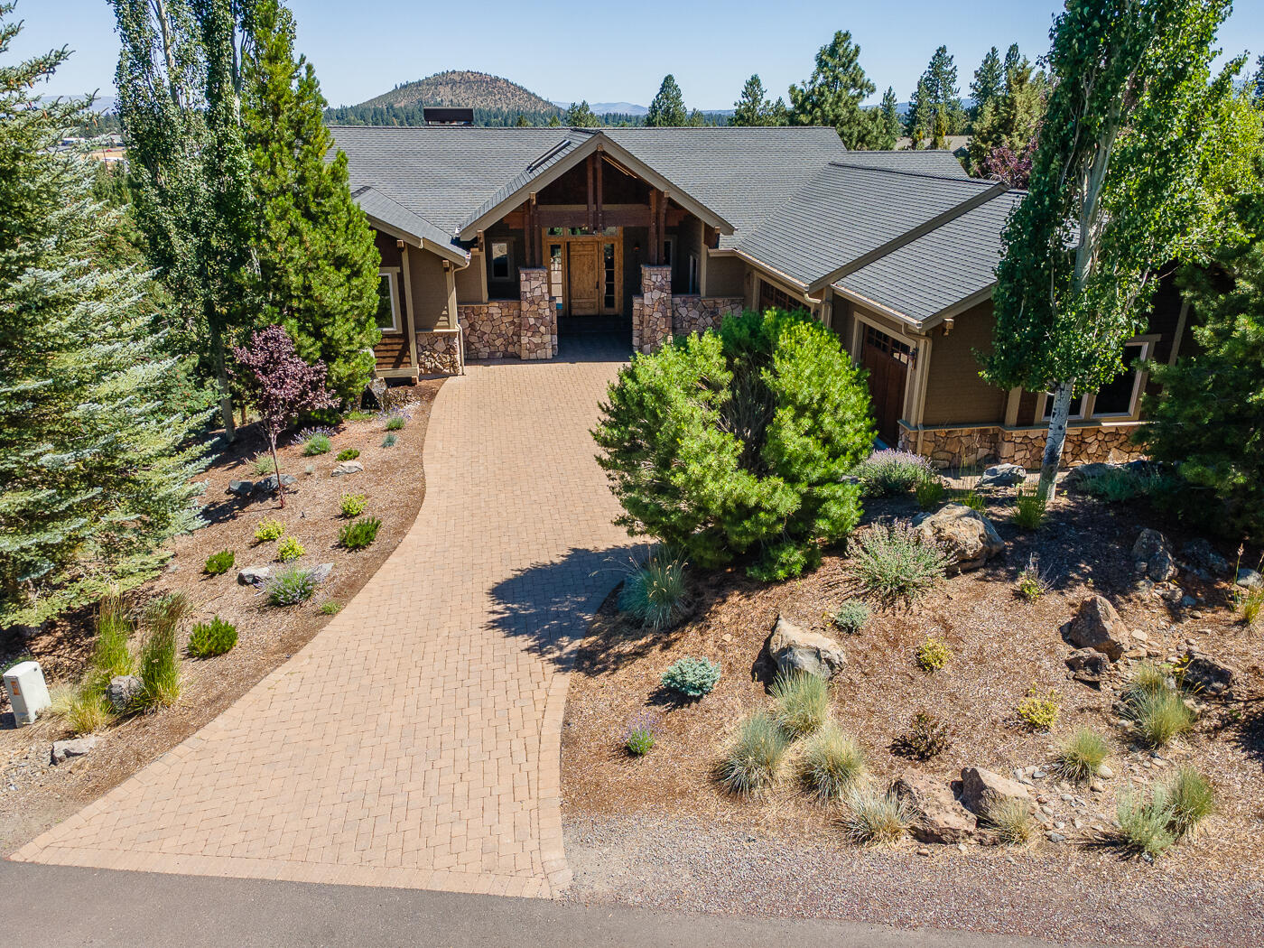 3419 NW Fairway Heights Drive
