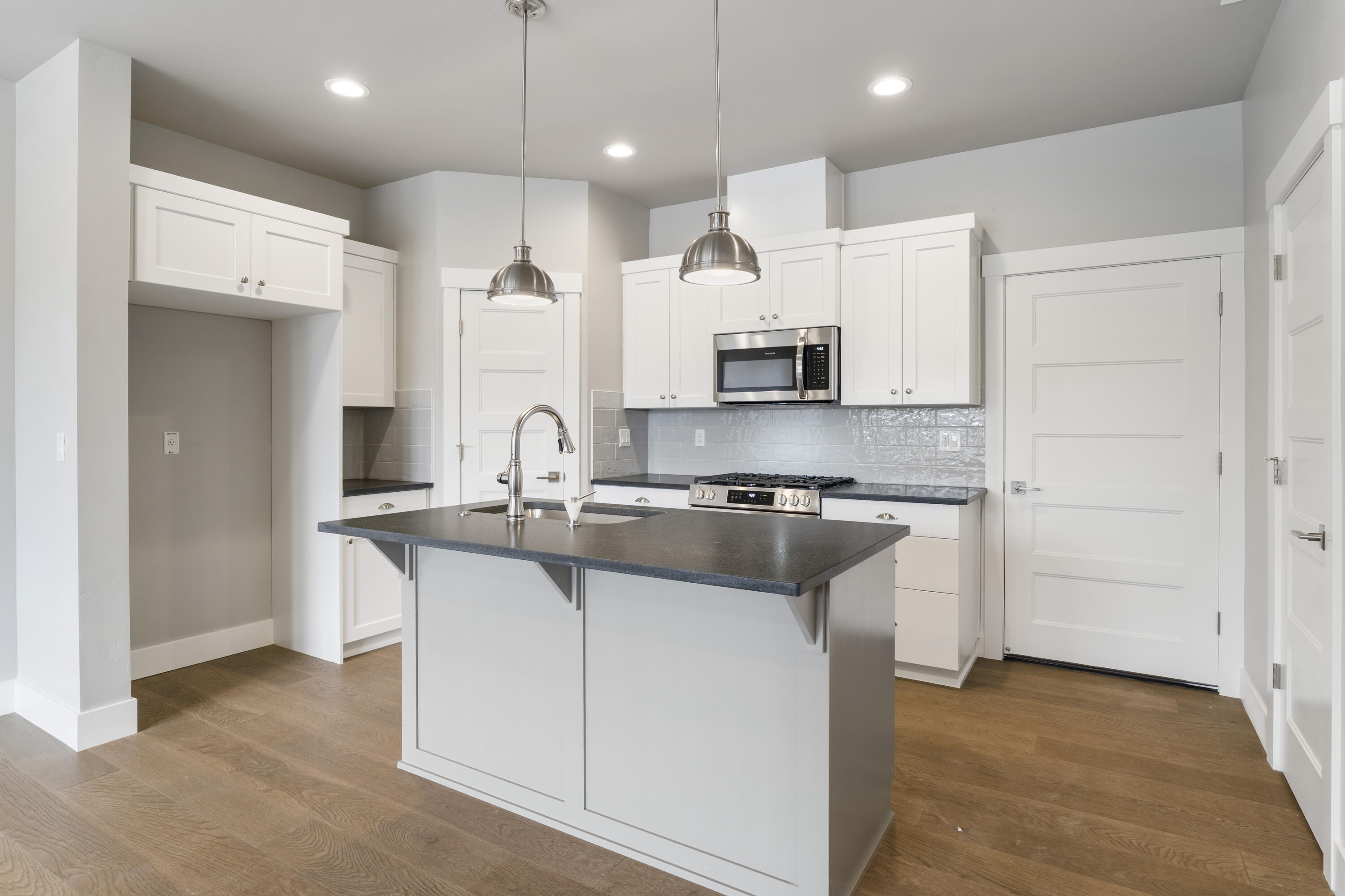 3977 SW Coyote Avenue Lot 156