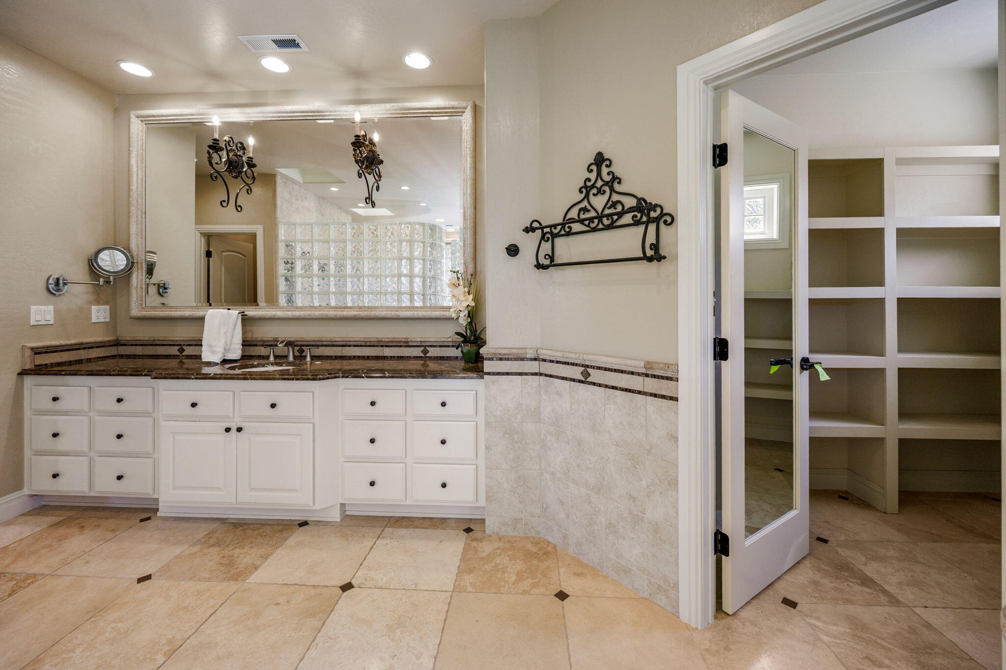 Crystal Heights Phases I &II - Residential