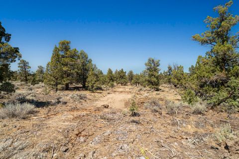 Tiny photo for 68385 Conquest Road #Lot 6, Bend, OR 97701 (MLS # 220206649)