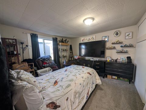 Tiny photo for 1944 Gary Street, Klamath Falls, OR 97603 (MLS # 220217529)
