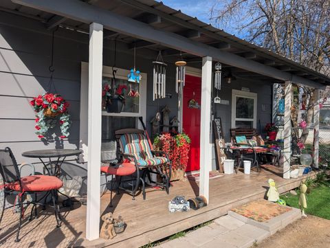 Tiny photo for 1944 Gary Street, Klamath Falls, OR 97603 (MLS # 220217529)