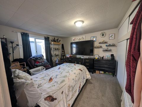 Tiny photo for 1944 Gary Street, Klamath Falls, OR 97603 (MLS # 220217529)