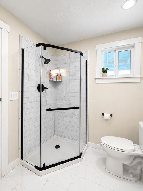 Tiny photo for 380 Greenleaf Drive, Eagle Point, OR 97524 (MLS # 220219576)