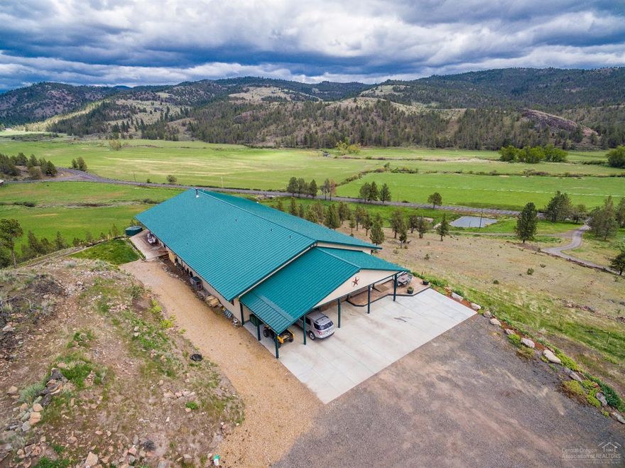 Allen Creek Ranch is one of Central Oregon's best gentleman ranches. Located just 8 miles north of Prineville, its location is both convenient and private. Perfect for cattle and horse, it also includes 62 acres of irrigation (seasonally). Complete with panoramic views of the mountains and valley below, you're sure to fall in love with this exceptional property!