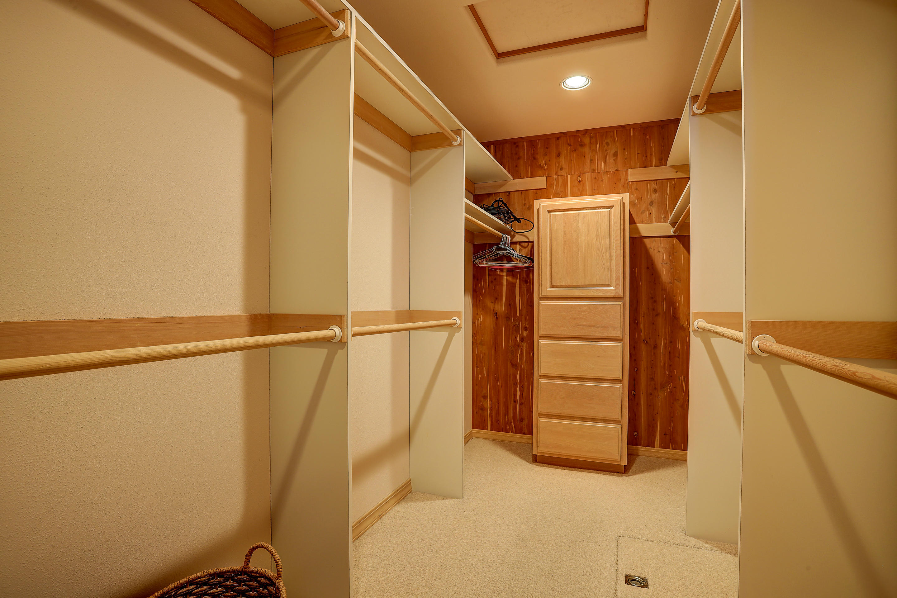 Fairway Point Villag - Residential