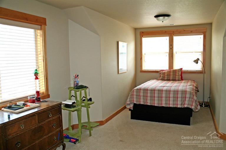 Skyliner Summit - Residential