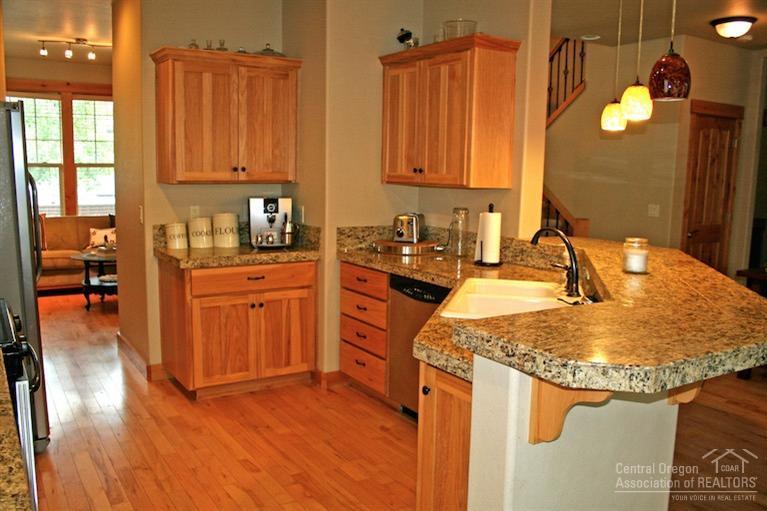 Skyliner Summit - Residential