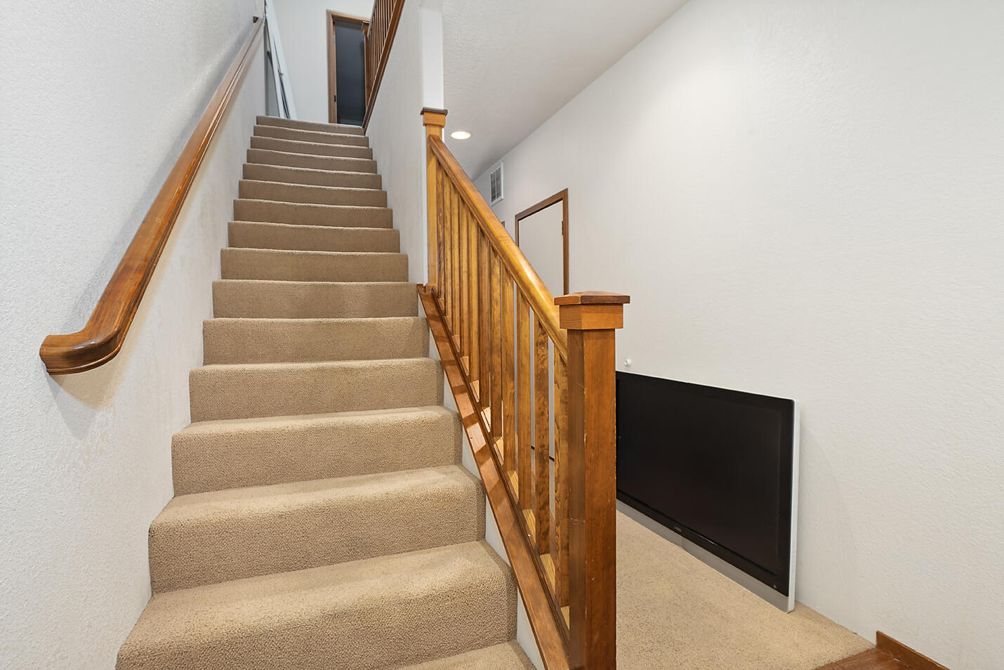 Alderwood Townhomes - Residential