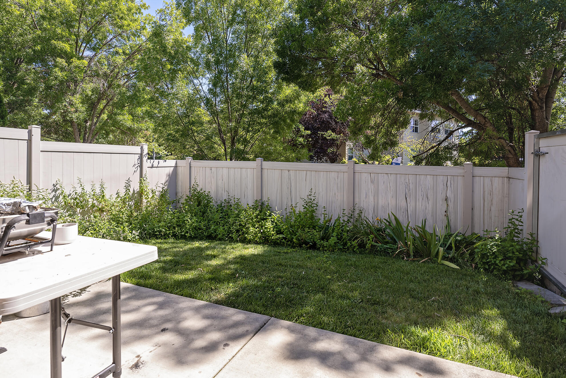 Alderwood Townhomes - Residential