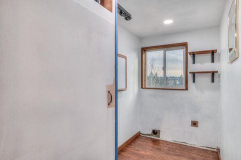 Tiny photo for 1133 NE Scenic Drive, Madras, OR 97741 (MLS # 220215421)