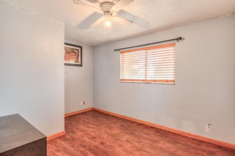 Tiny photo for 1133 NE Scenic Drive, Madras, OR 97741 (MLS # 220215421)