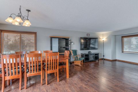 Tiny photo for 1133 NE Scenic Drive, Madras, OR 97741 (MLS # 220215421)