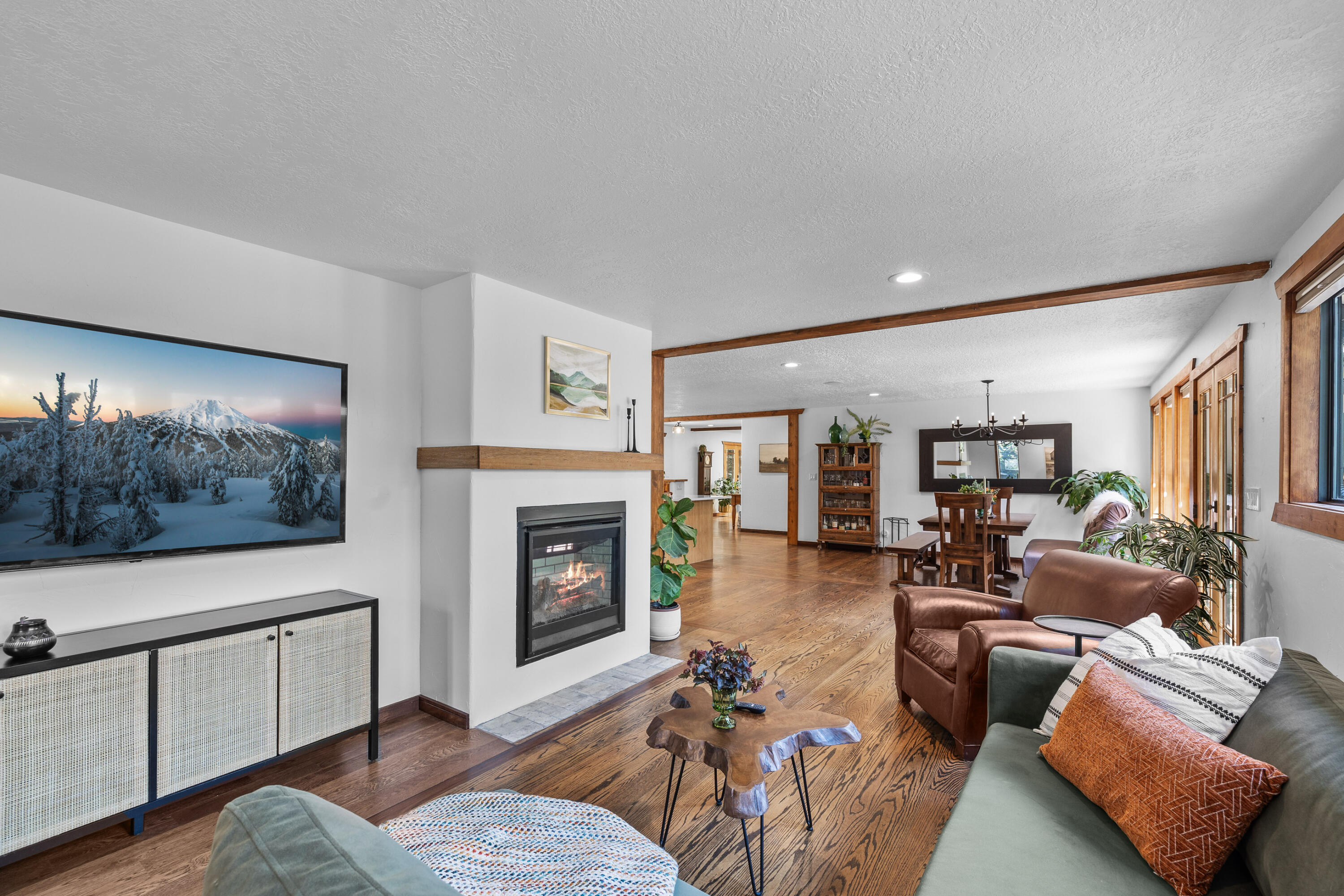 Pine West - Residential