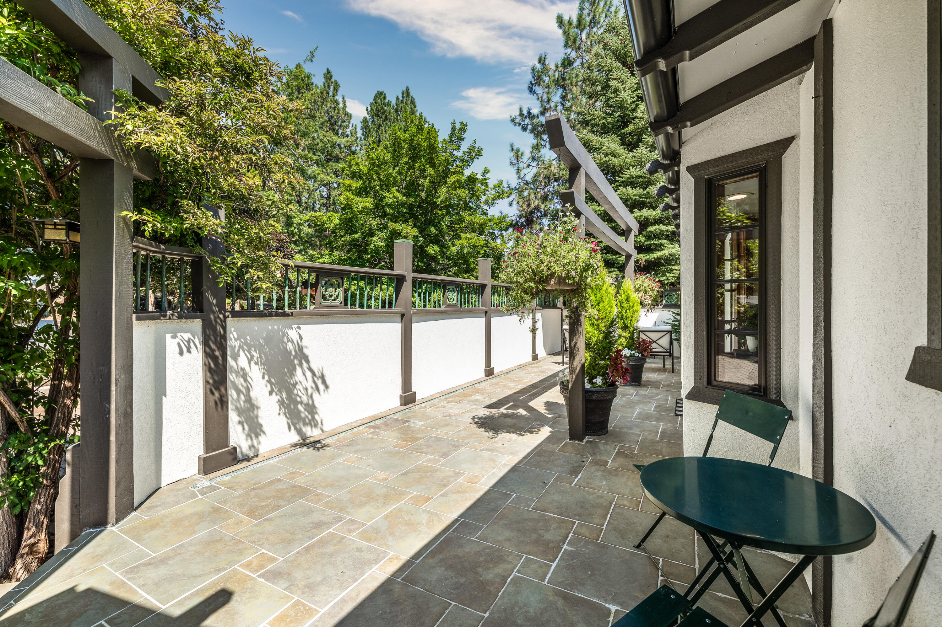 Pine West - Residential