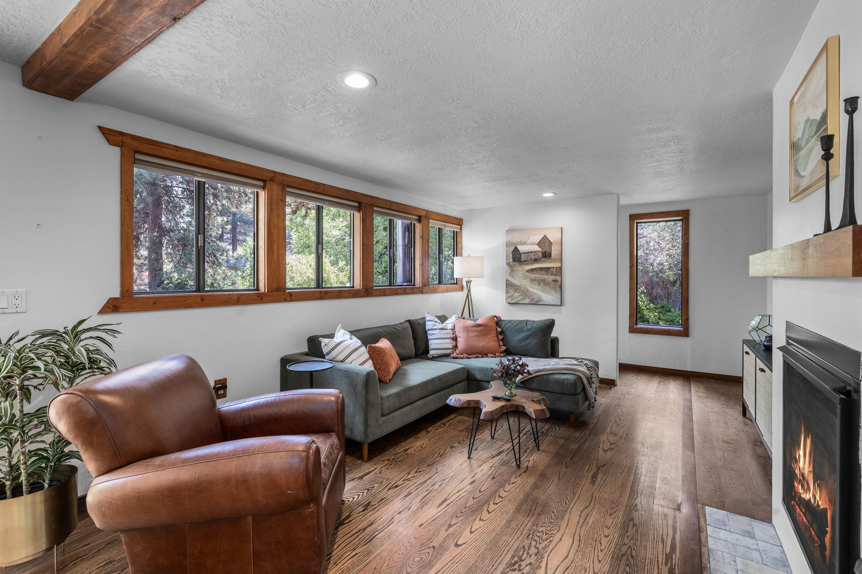 Pine West - Residential