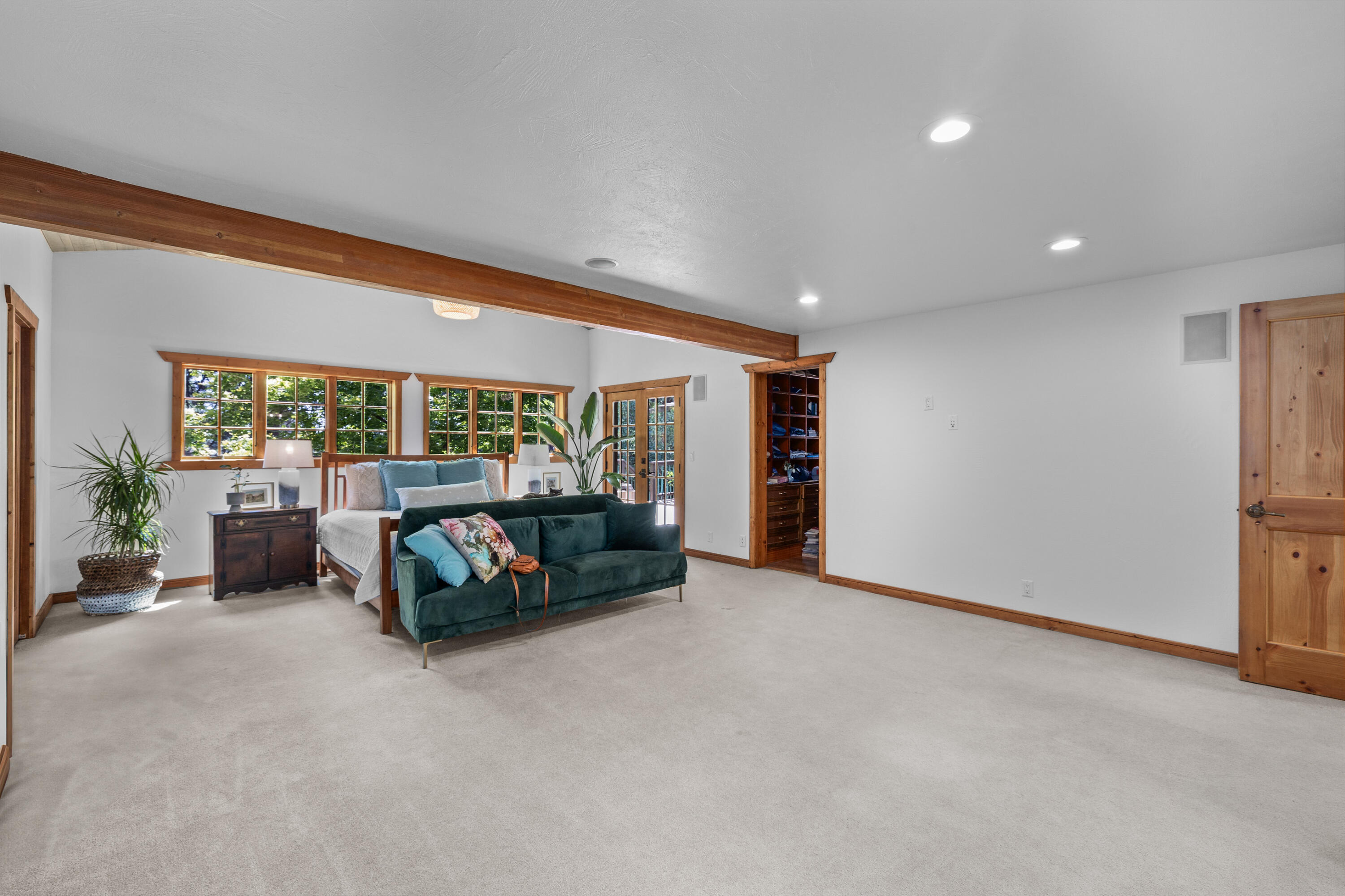 Pine West - Residential