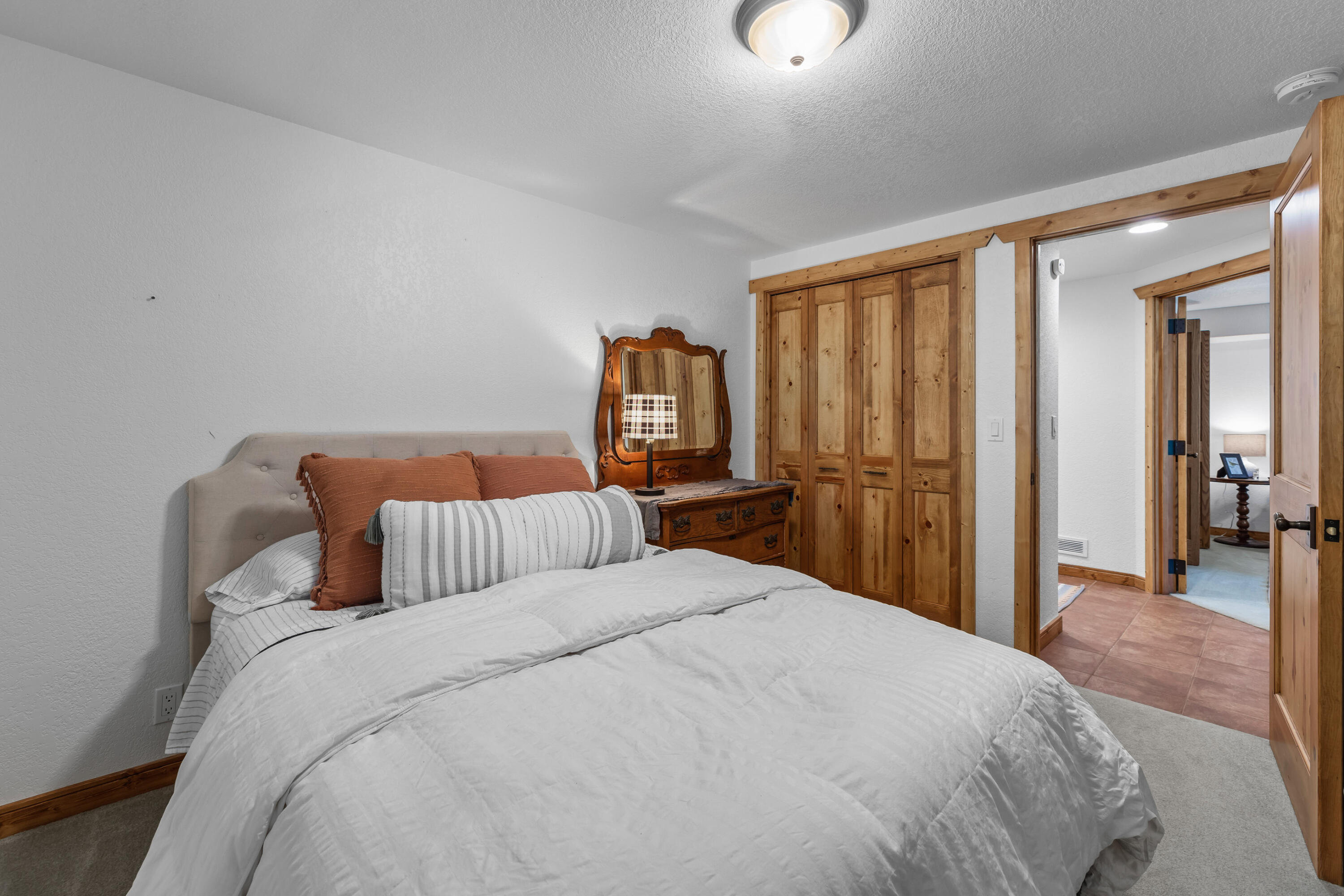 Pine West - Residential