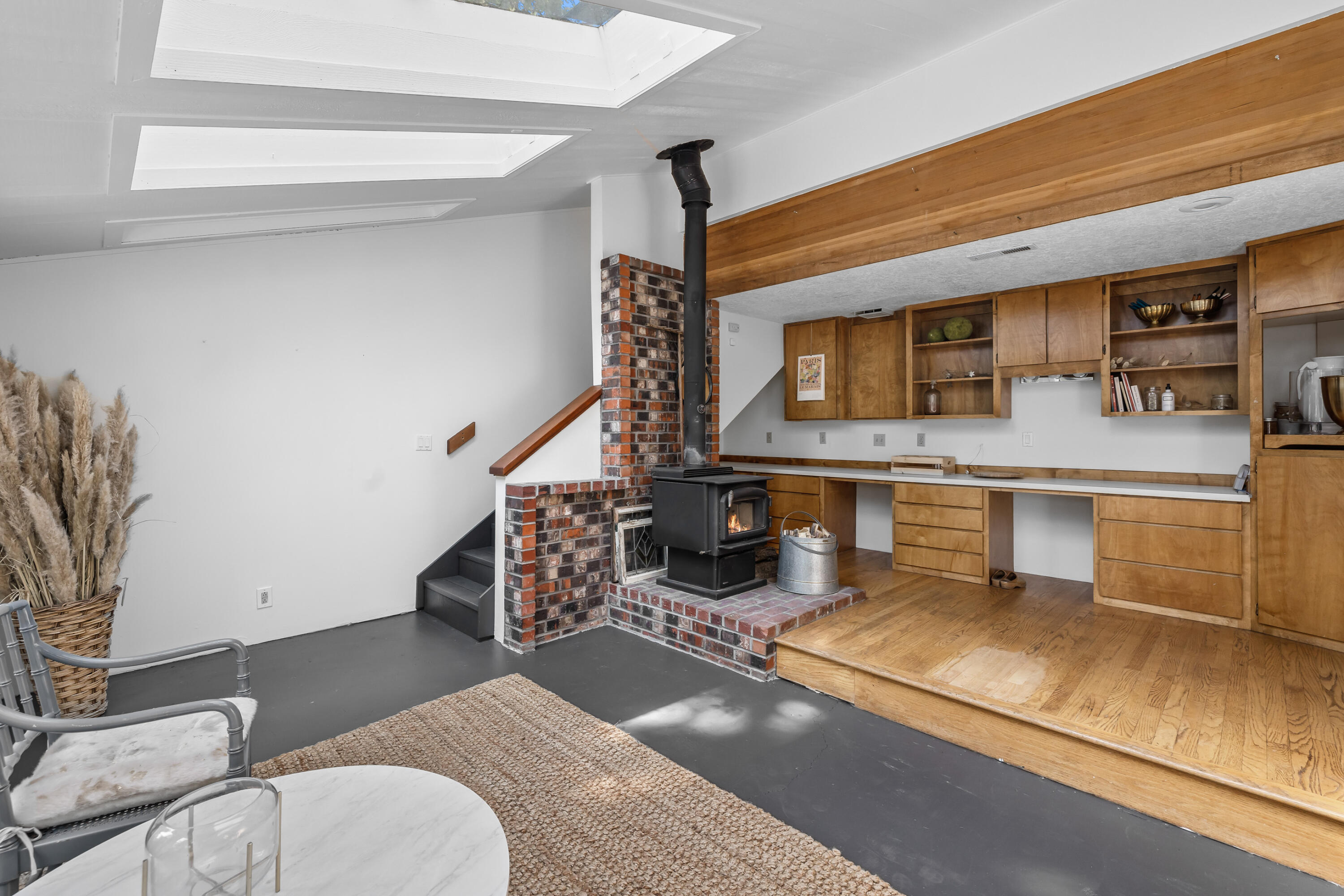 Pine West - Residential