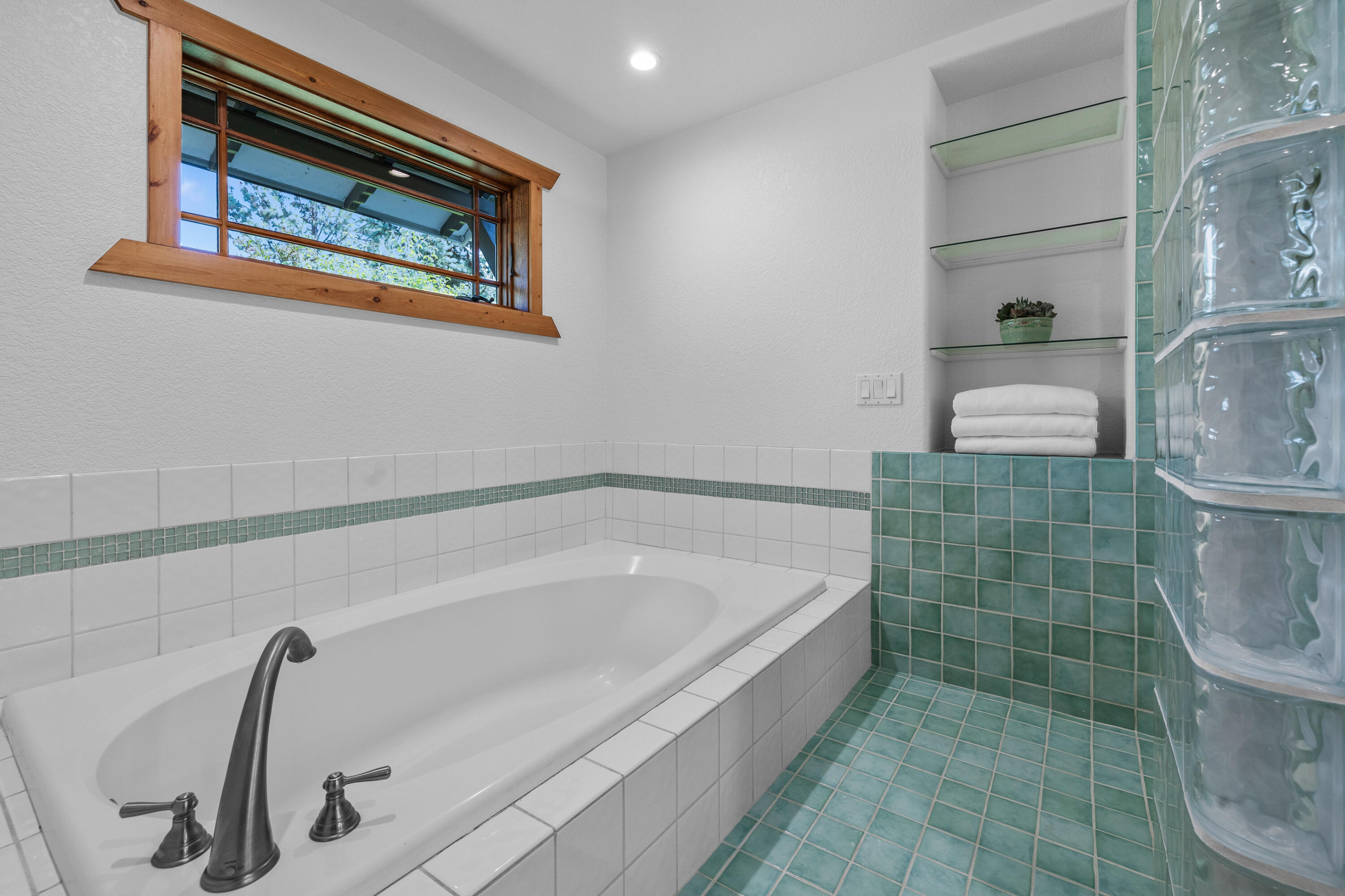 Pine West - Residential