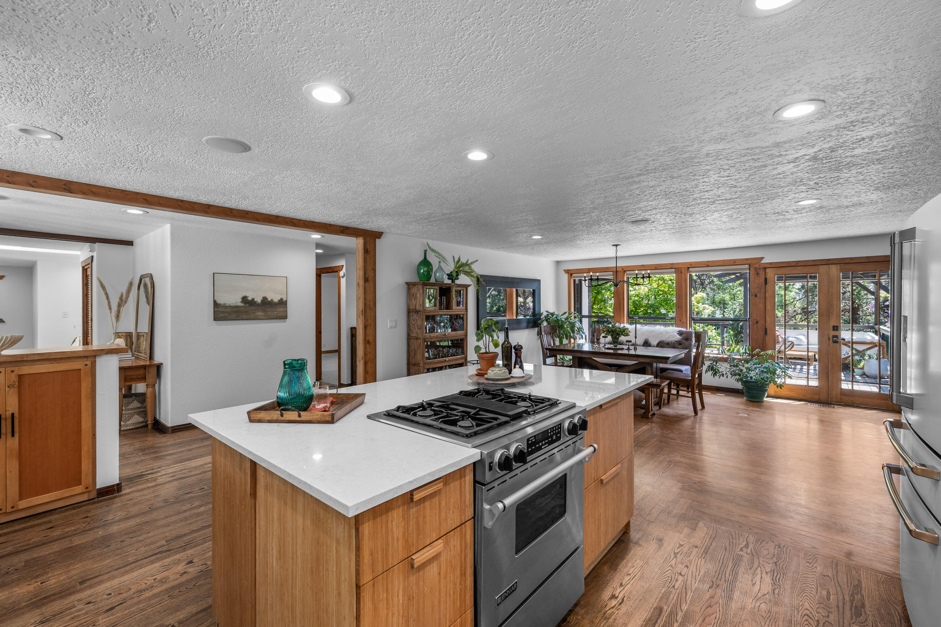 Pine West - Residential