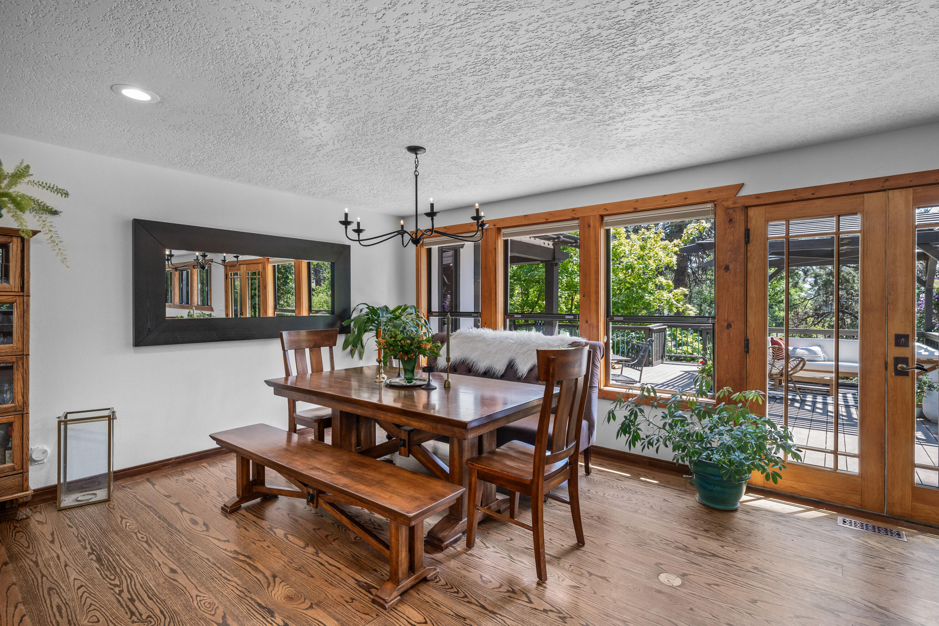 Pine West - Residential