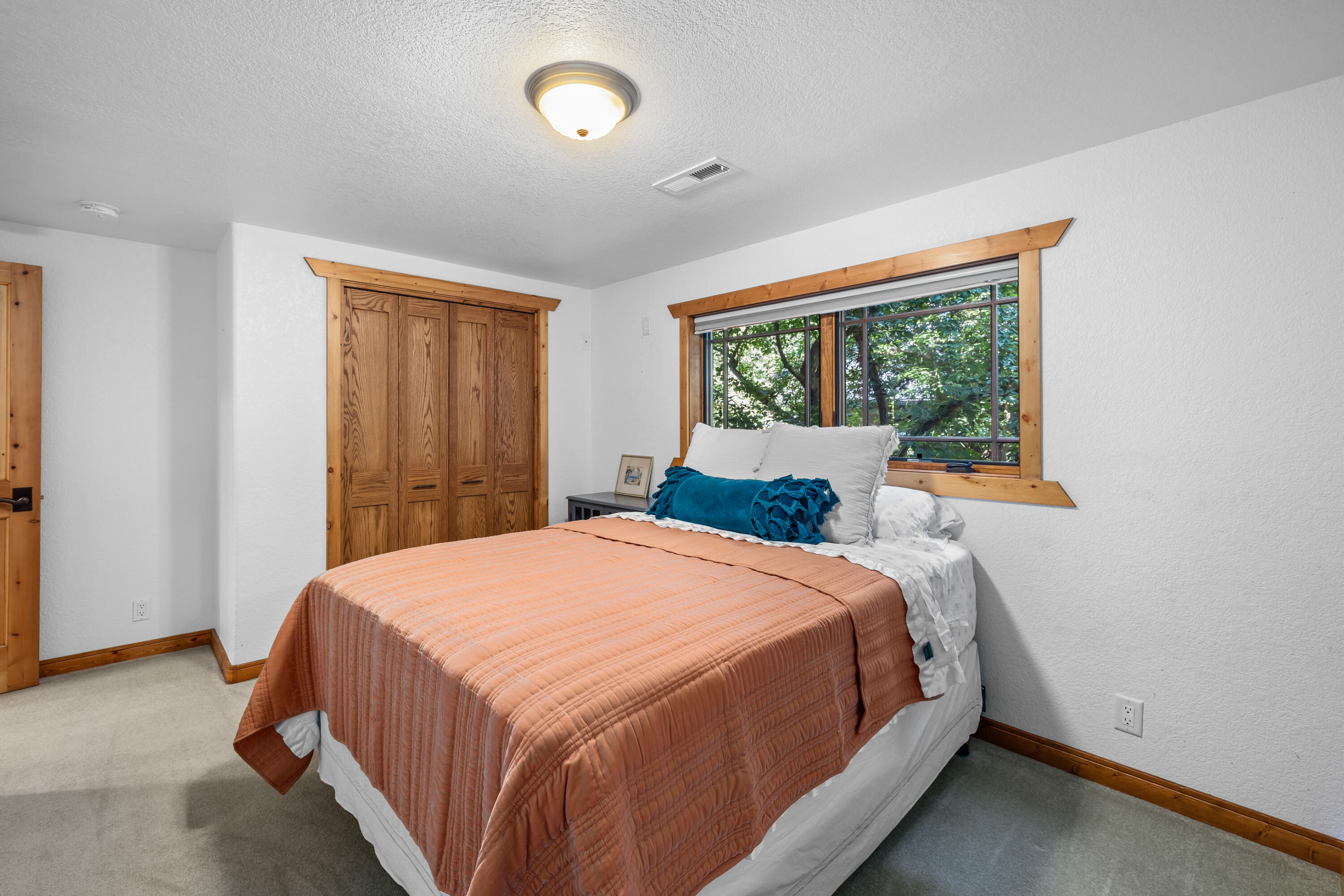 Pine West - Residential