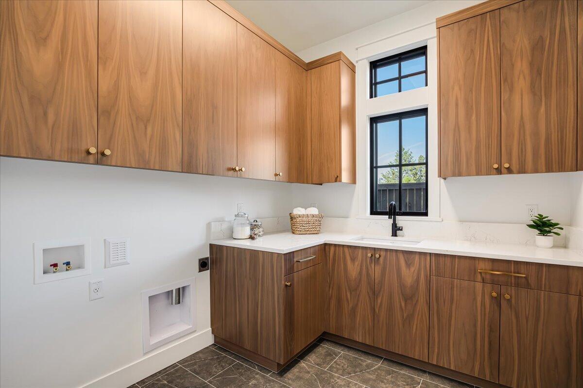 Discovery West Phase 5 - Residential