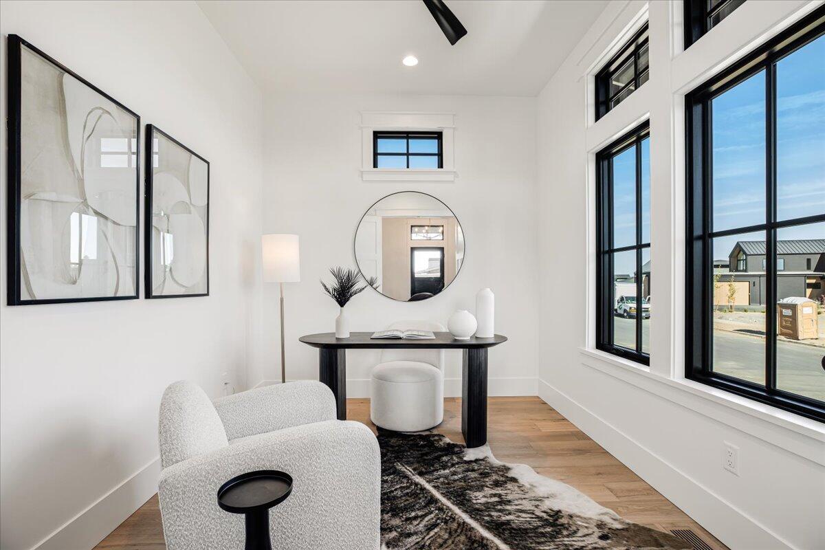 Discovery West Phase 5 - Residential