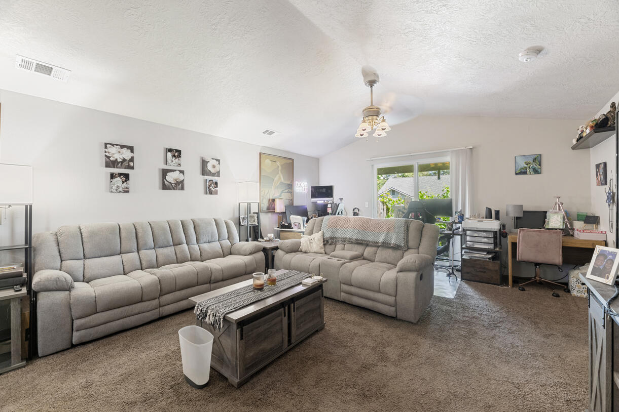 Thomas View Estates - Residential Income