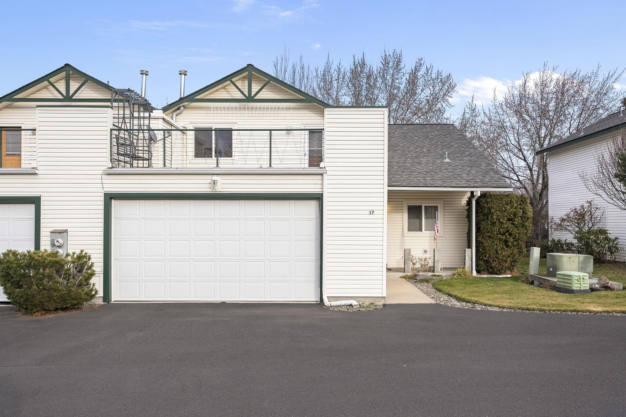 438 NW 19th Street UNIT 17