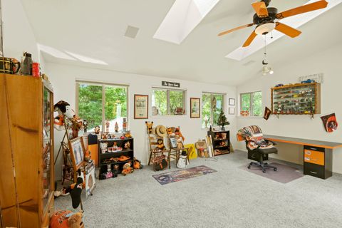 Tiny photo for 466 Three Pines Road, Grants Pass, OR 97526 (MLS # 220217355)