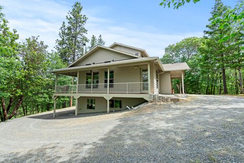 Tiny photo for 466 Three Pines Road, Grants Pass, OR 97526 (MLS # 220217355)
