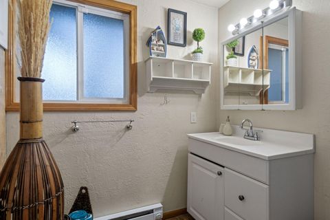 Tiny photo for 19154 Baker Road, Bend, OR 97702 (MLS # 220212250)