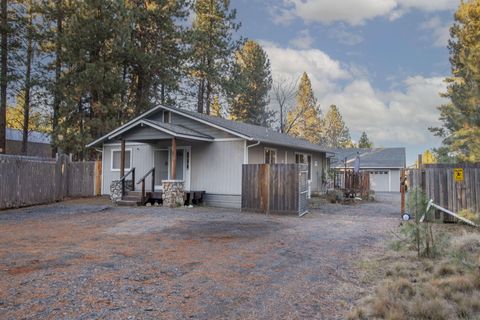 Photo of 19154 Baker Road, Bend, OR 97702 (MLS # 220212250)
