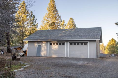 Tiny photo for 19154 Baker Road, Bend, OR 97702 (MLS # 220212250)