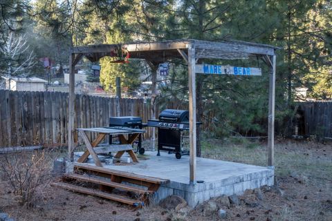 Tiny photo for 19154 Baker Road, Bend, OR 97702 (MLS # 220212250)