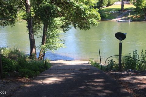 Tiny photo for 5061 Lower River Road, Grants Pass, OR 97526 (MLS # 220224483)