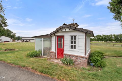 Tiny photo for 5061 Lower River Road, Grants Pass, OR 97526 (MLS # 220224483)