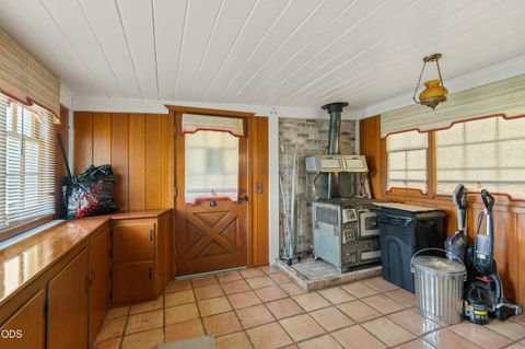 Tiny photo for 5061 Lower River Road, Grants Pass, OR 97526 (MLS # 220224483)
