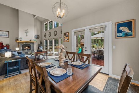 Tiny photo for 53591 Brookie Way, La Pine, OR 97739 (MLS # 220210314)