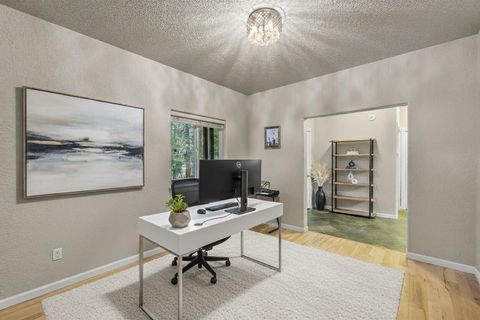 Tiny photo for 53591 Brookie Way, La Pine, OR 97739 (MLS # 220210314)